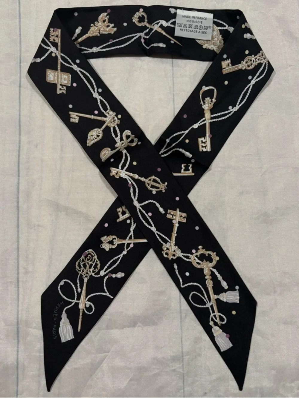 Hermes Twilly Scarf Silk Black Gold Key Print Skinny Scarf Wrap - Picture 1 of 4
